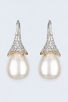 White Finish Shell Pearl Earrings In Sterling Silver