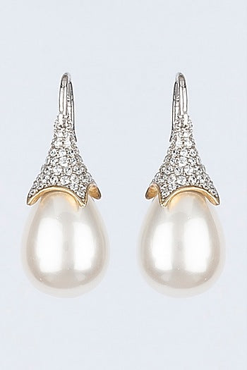 White Finish Shell Pearl Earrings In Sterling Silver
