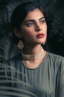 Gold Finish Freshwater Pearl Choker Necklace In Sterling Silver