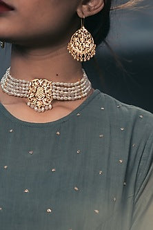 Gold Finish Freshwater Pearl Choker Necklace In Sterling Silver