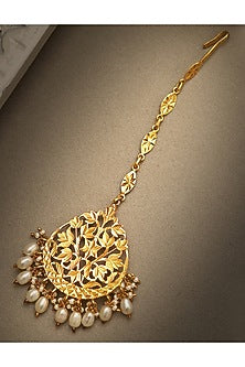 Gold Finish Pearl Maang Tikka In Sterling Silver
