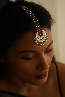 White Finish Chandbali Maang Tikka In Sterling Silver