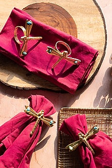 Gold Metal Napkin Rings (Set Of 4)