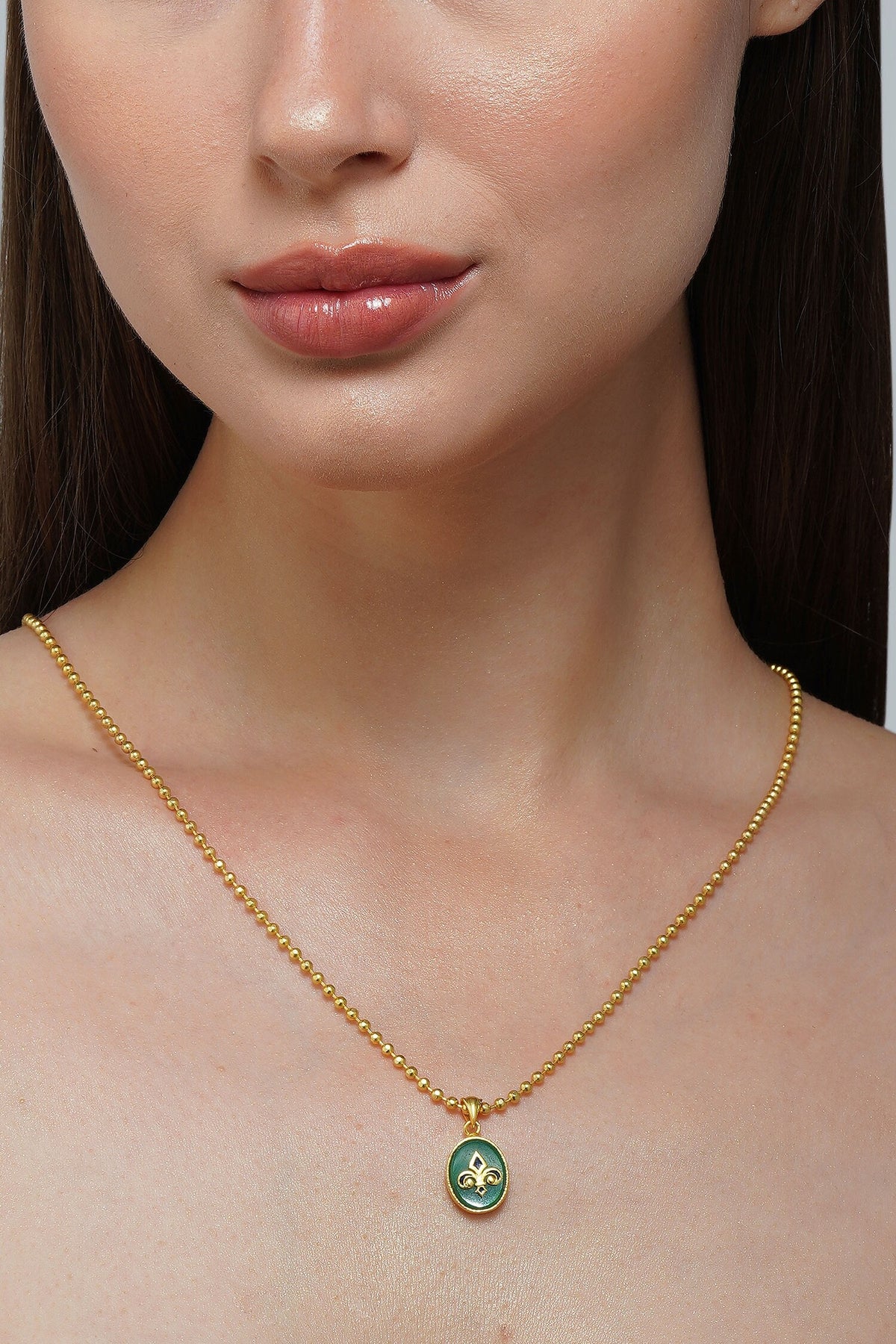 Onyx Embellished Necklace 
