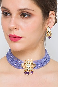 Gold Finish Onyx Choker Necklace Set In Brass
