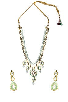 Gold Finish Kundan Necklace Set