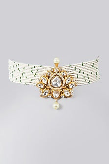 Gold Finish White Choker Necklace With Pearls In Sterling Silver