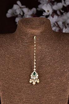 Gold Finish Moissanite Polki Maangtikka In Sterling Silver