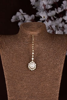 Gold Finish Moissanite Polki Maangtikka In Sterling Silver