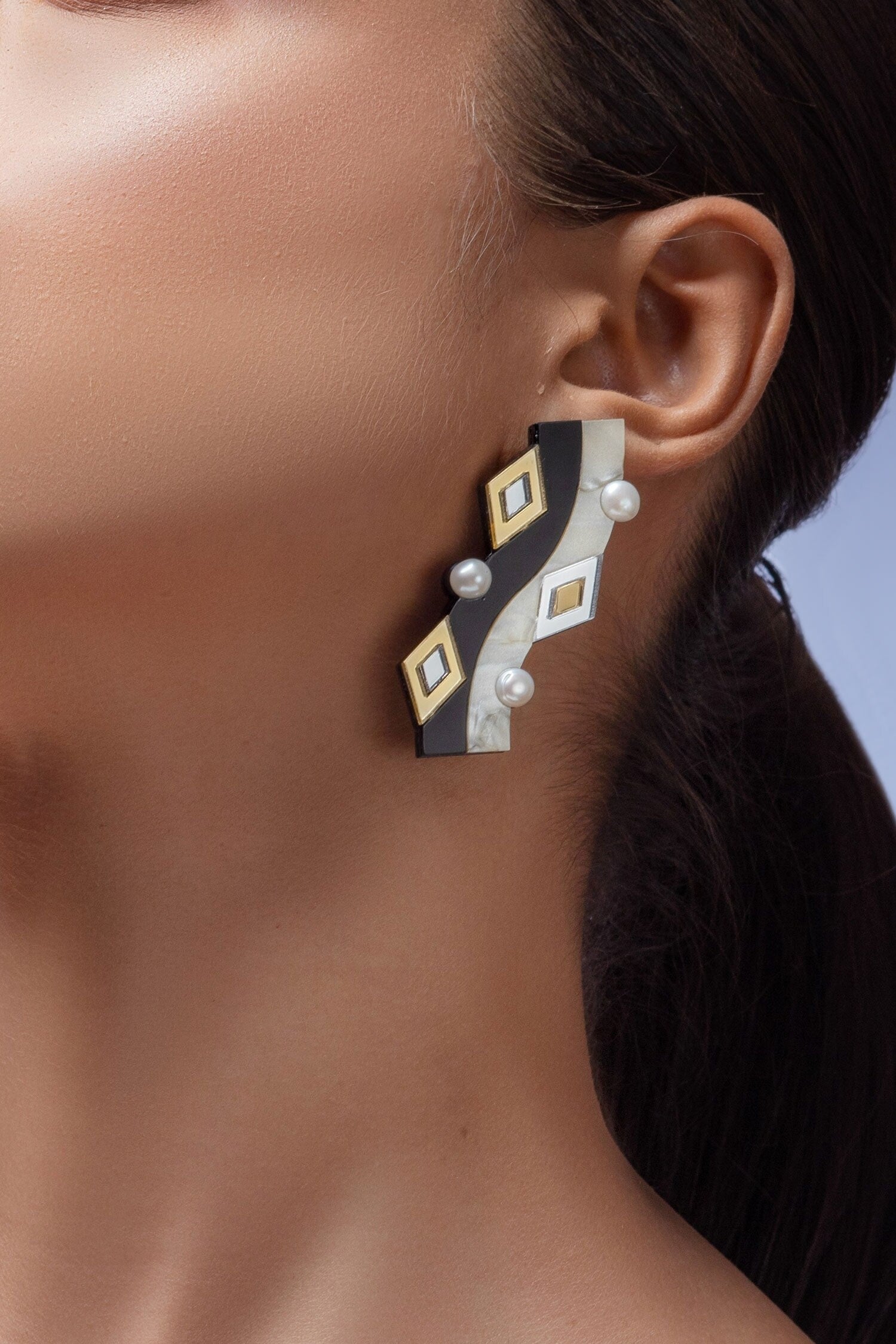 Moire Colorblock Geometric Pattern Stud Earrings 