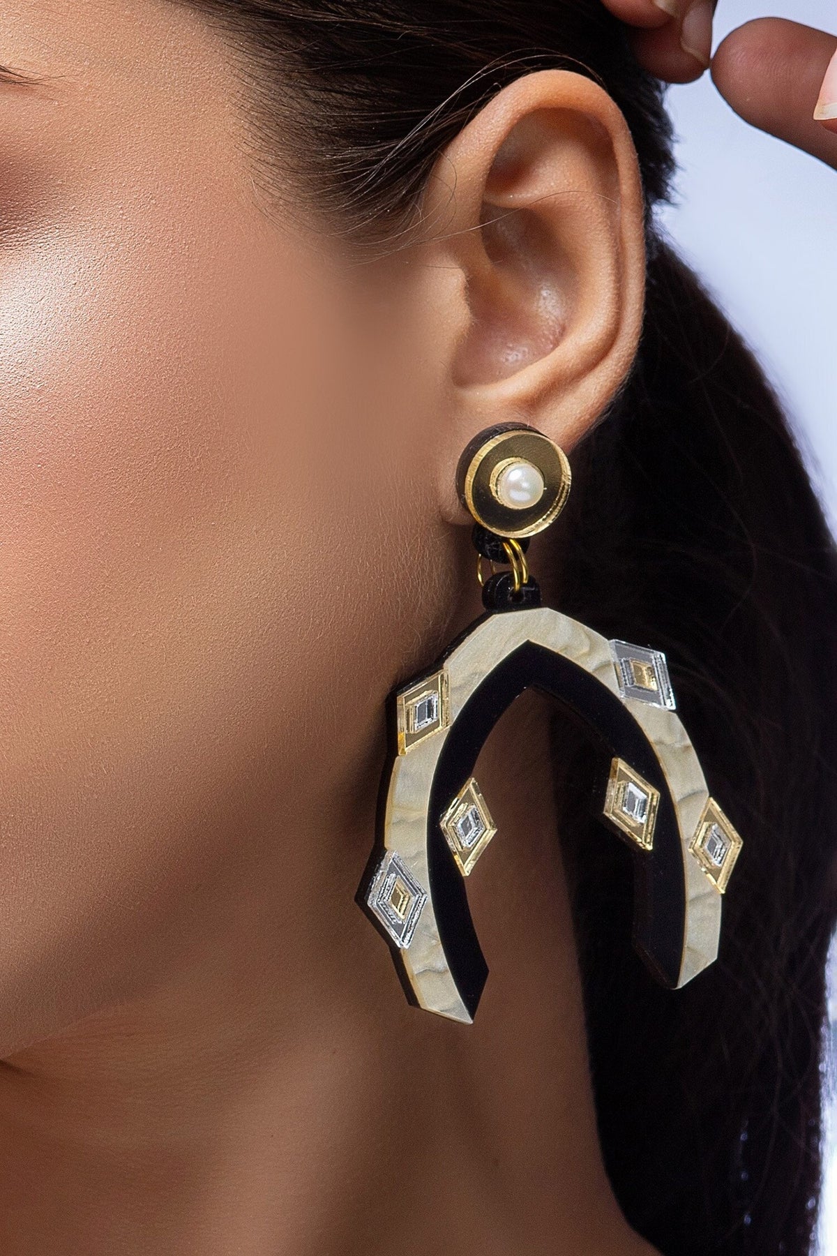 The Alabaster Geometric Pattern Earrings 