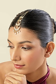 Gold Plated Hand-Cut Mirror Filigree Maangtikka