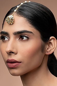 Gold Plated Shell Pearl Maang Tikka