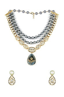 Gold Finish Agate Handcrafted Necklace Set