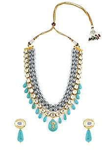 Gold Finish Shell Pearl & Beads Necklace Set