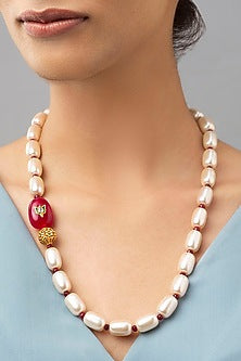 Gold Finish Agates Necklace