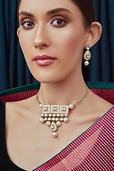 Gold Finish Kundan Necklace Set
