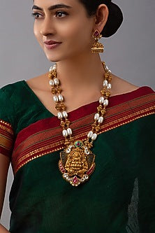 Gold Finish Pearls & Polki Necklace Set
