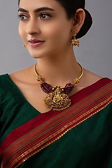 Gold Finish Agate Necklace Set