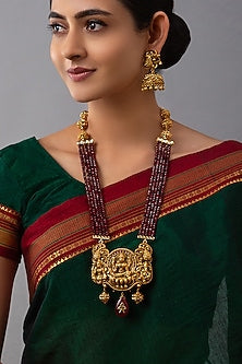 Gold Finish Red Agate Kundan Necklace Set