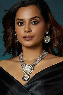 Gold Finish Grey Agate & Kundan Polki Necklace Set