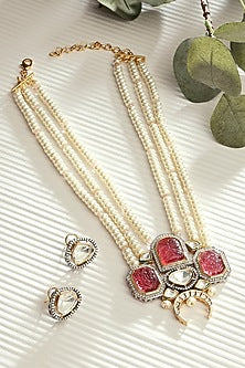 Gold Finish Red Onyx Pendant Necklace Set