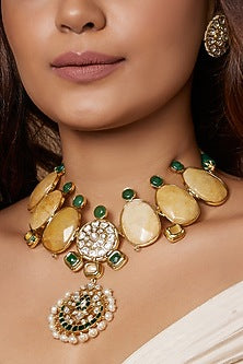 Gold Finish Yellow Agate Pendant Necklace Set