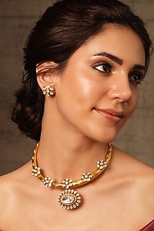 Gold Finish Kundan Polki Hasli Necklace Set