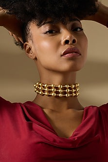 Gold Finish Solmae Sculpted Choker Necklace