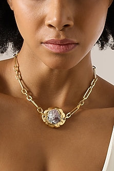 Gold Finish Gold Quartz Stone Arvella Necklace