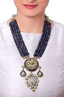 Gold Finish Baroques Necklace