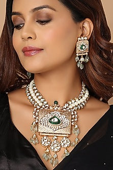Gold Finish Mint Stone & Hydro Polki Necklace Set