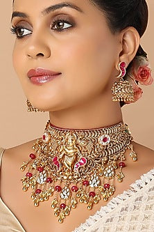 Gold Finish Red Agate Beaded Temple Necklace Set
