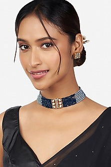 Gold Finish Choker Necklace Set In Brass