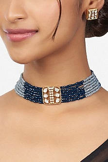 Gold Finish Choker Necklace Set In Brass