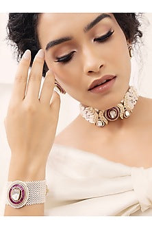 Gold Finish Kundan Polki & Pearl Choker Necklace Set