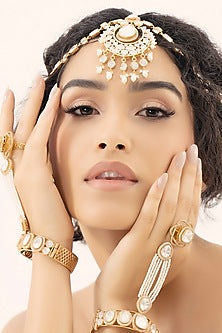 Gold Finish Mathapatti