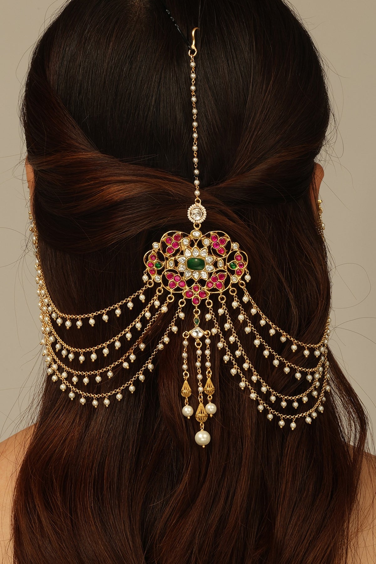 Gold Finish Brass Tanishvi Hair Brooch With Chain
