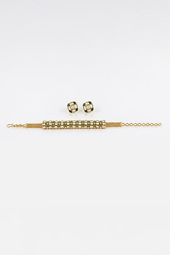 Gold Finish Brass Revanshi Choker Necklace Set
