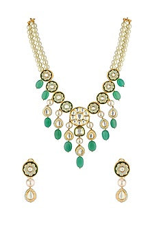 Gold Finish Quartz Bead & Kundan Necklace Set