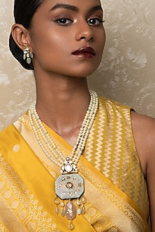 Gold Finish Jade & Pearl Choker Necklace Set