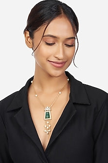 Gold Finish Necklace With Pearls