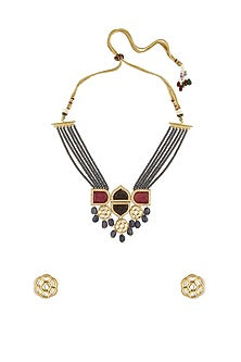 Gold Finish Necklace Set With Agate Stones