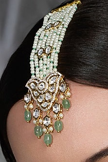 Yellow Gold Finish Floral Maangtikka