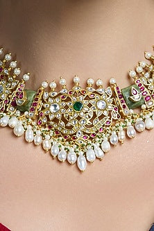 Gold Finish Green Stone Filigree Pendant Necklace Set