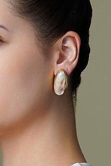 Yellow Gold Finish White Stone Shell Stud Earrings