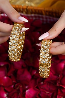 Yellow Gold Finish Kundan Polki Bangles (Set Of 2)