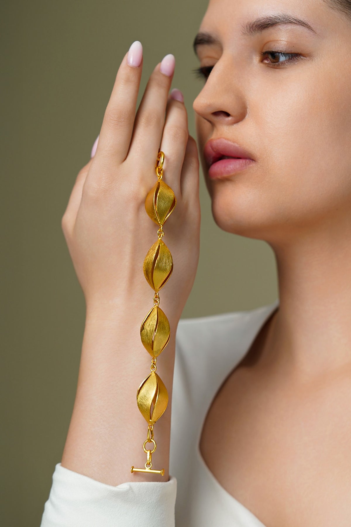 Yellow Gold Finish Leaf Link Bracelet