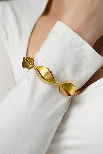 Yellow Gold Finish Leaf Link Bracelet
