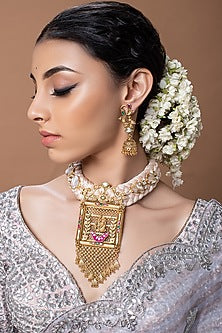 Gold Finish Zircons Temple Pendant Necklace Set